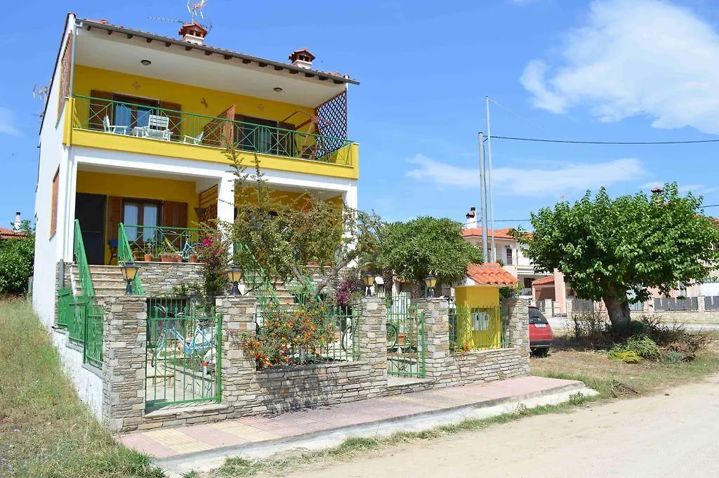 Maisonette At Nikiti Center Holiday home
