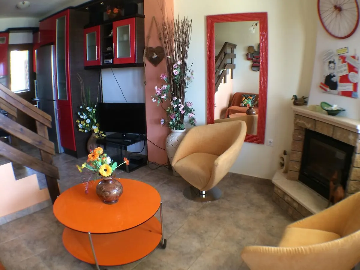 Maisonette At Nikiti Center Holiday home